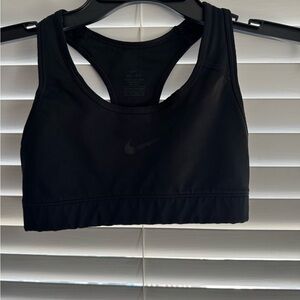 Nike Women's Sleek Black Sports Bra